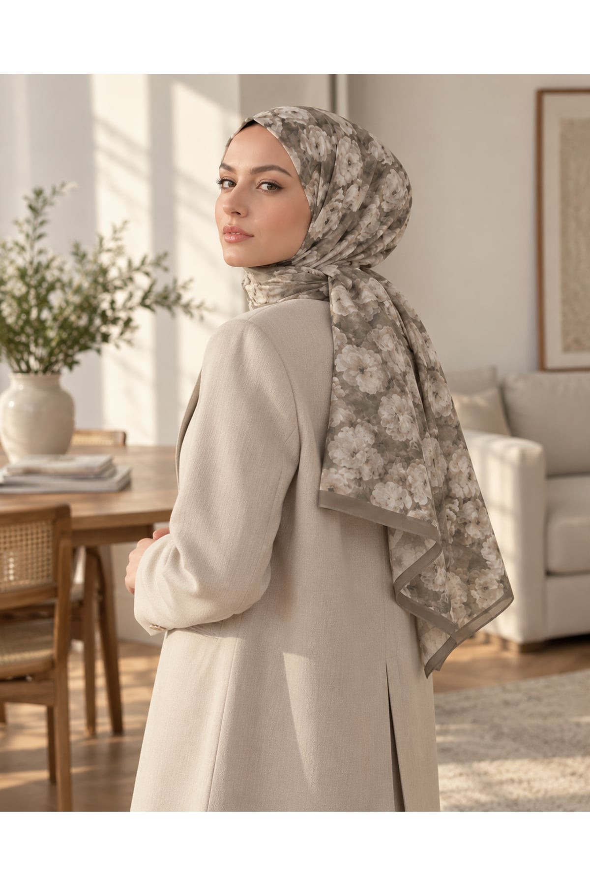 Vera Desenli Kıraş Şal 70x180 - Krem