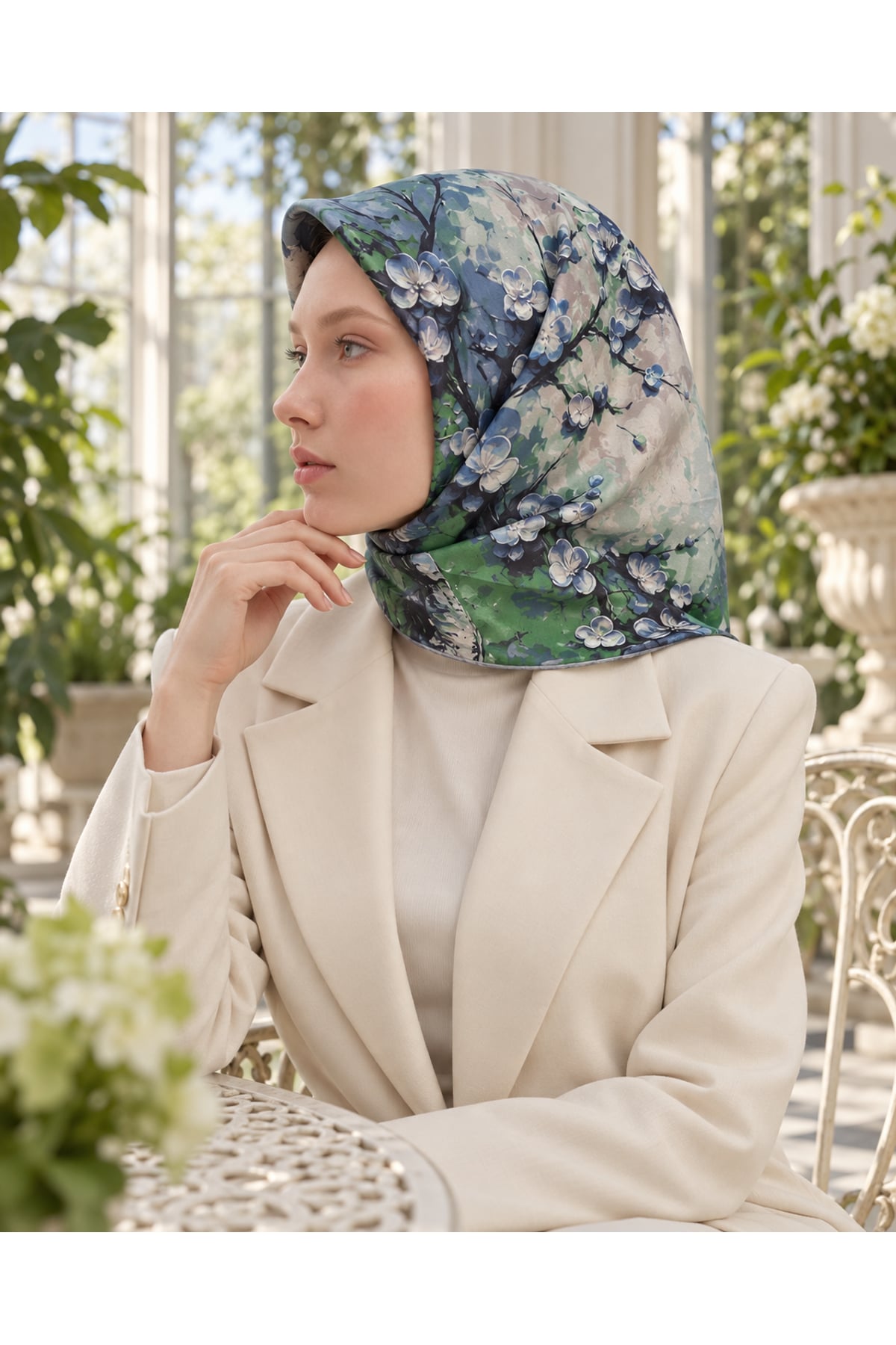 Vera Çiçek Desenli Eşarp - Mavi